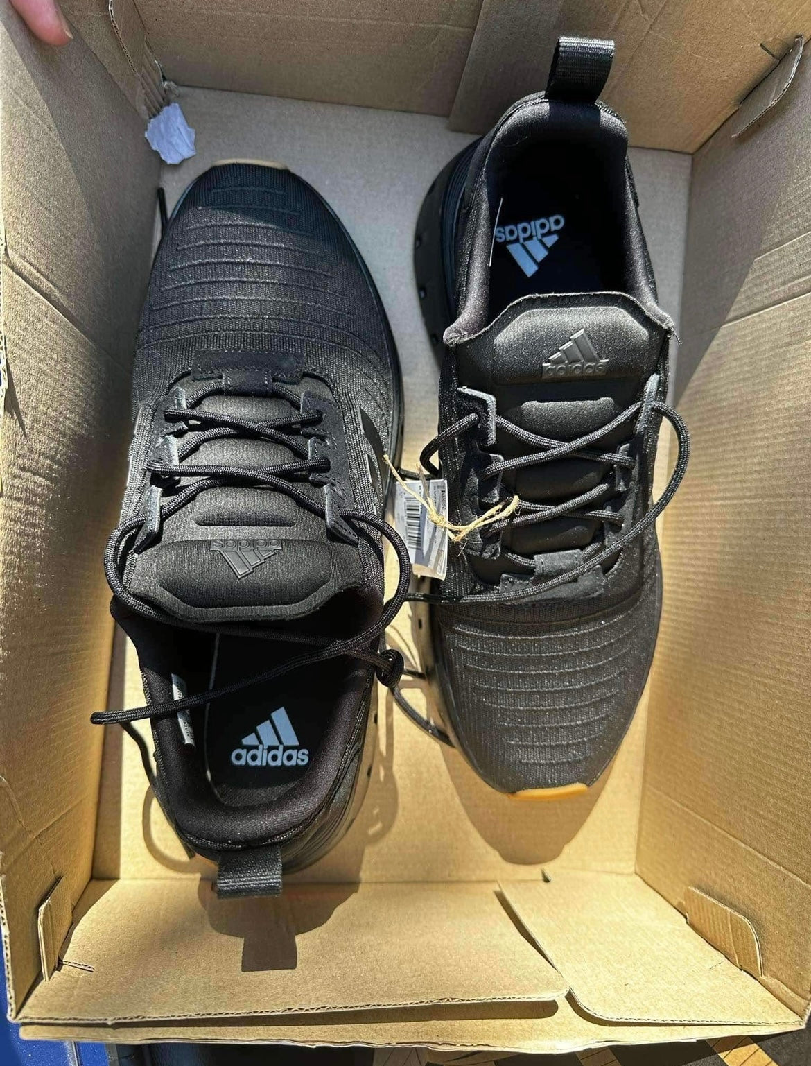 Adidas Swift Run 23 - M (Available In-store)